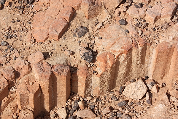 Ha-Minsara Columnar sandstone
