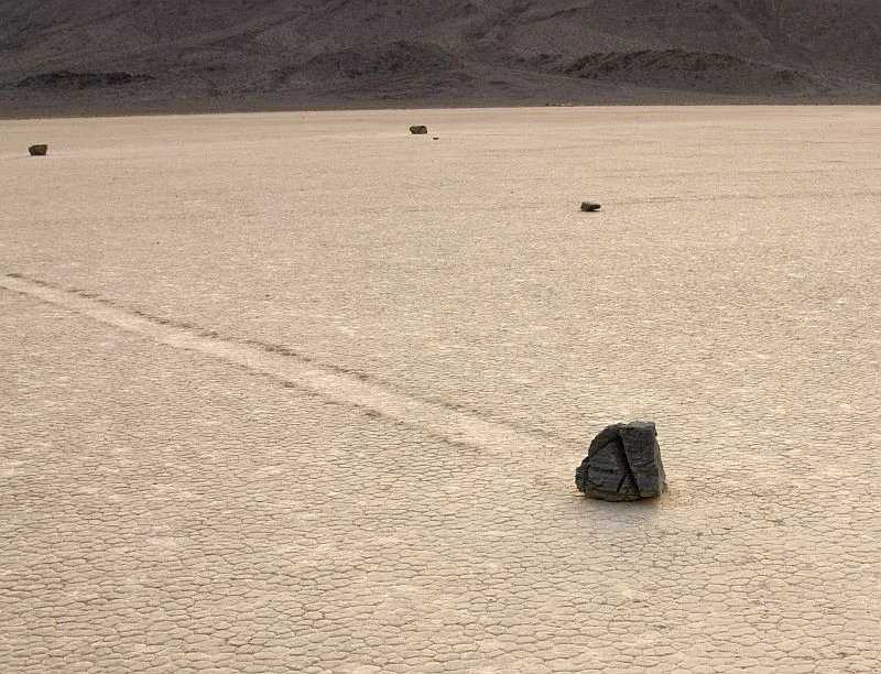 Racetrack Playa moving rocks